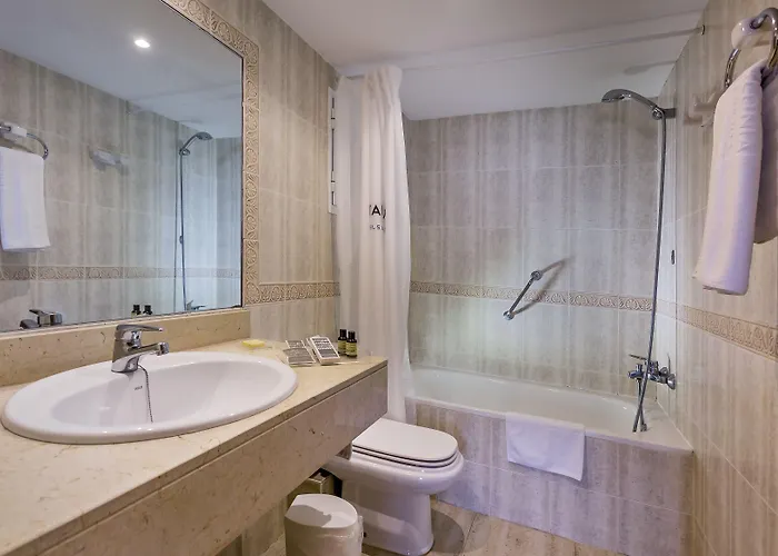 Hotel Catalonia Ses Estaques - Adults Only 4*