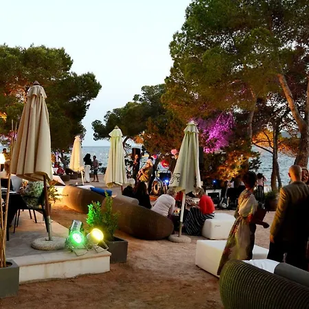 Готель Catalonia Ses Estaques - Adults Only