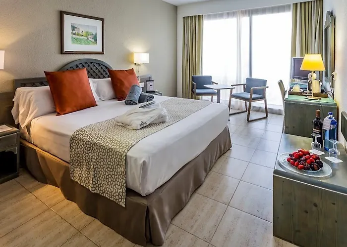 Catalonia Ses Estaques - Adults Only Santa Eularia des Riu